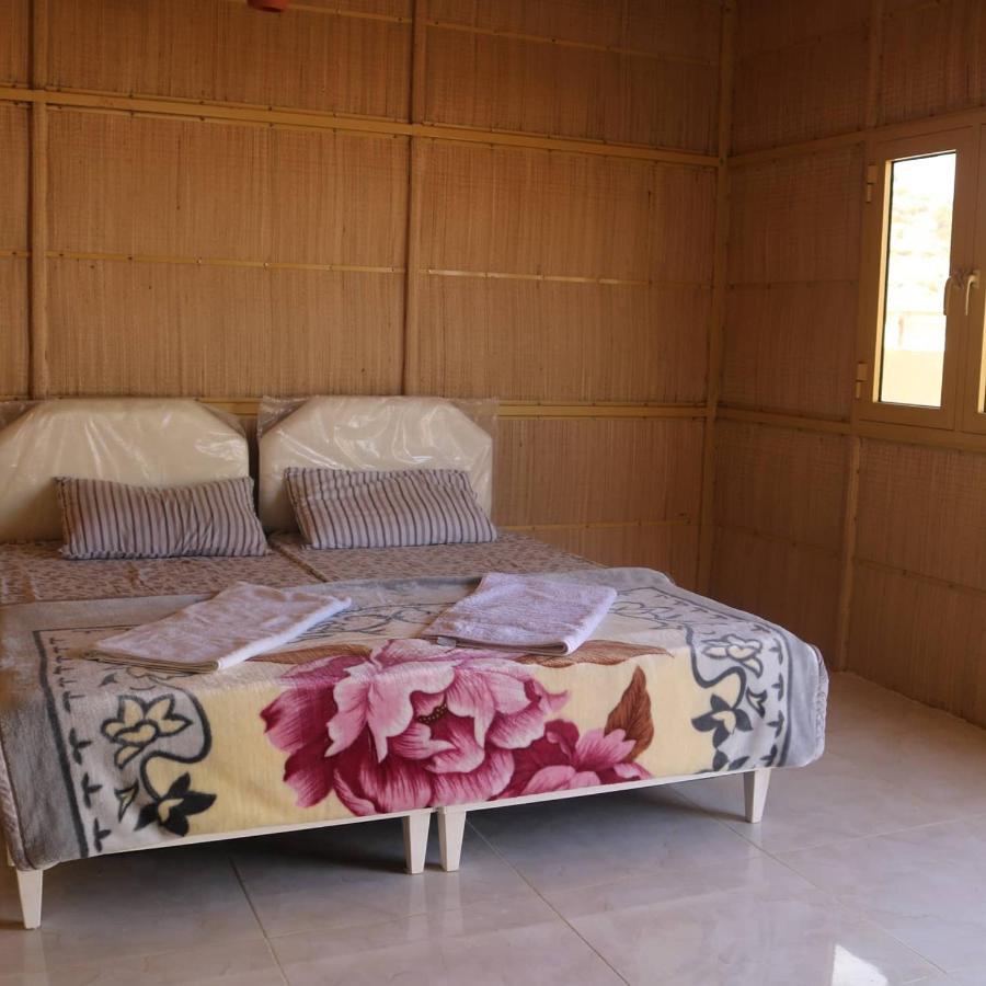 Abu Omair Jabal Shams House Hotel Al Ḩamrāʼ Exterior foto
